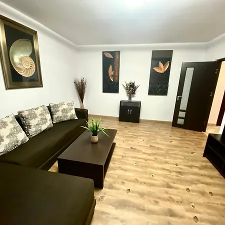 Dom House 2 Min Cathedral Old Town Apartment