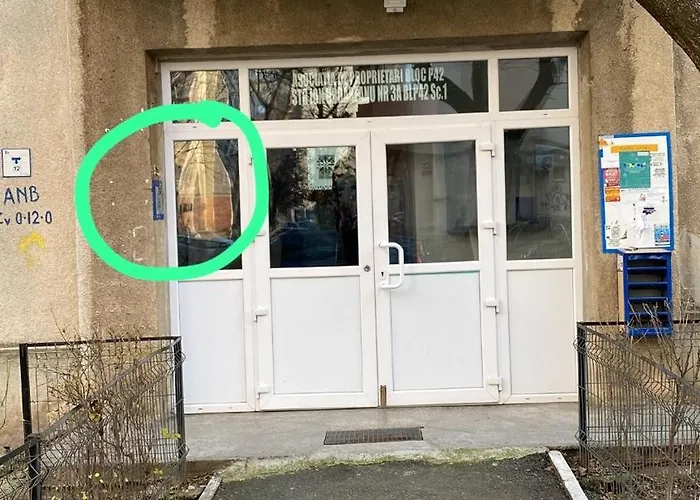 Dom House 2 Min Cathedral Old Town Apartamento Bucareste