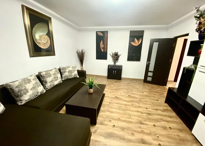 Dom House 2 Min Cathedral Old Town Apartament